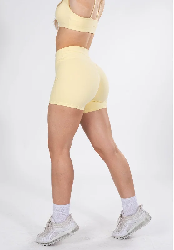 Street Letter Style UltraLux Curve Contour Sculptseam™ Short Lemon Drop