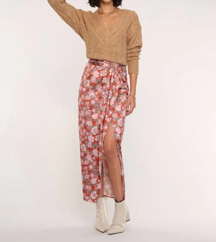 Round neck design Maeve Skirt In Indie