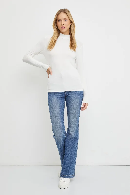 Leisure Travel Ivory Soft Turtle Neck Top