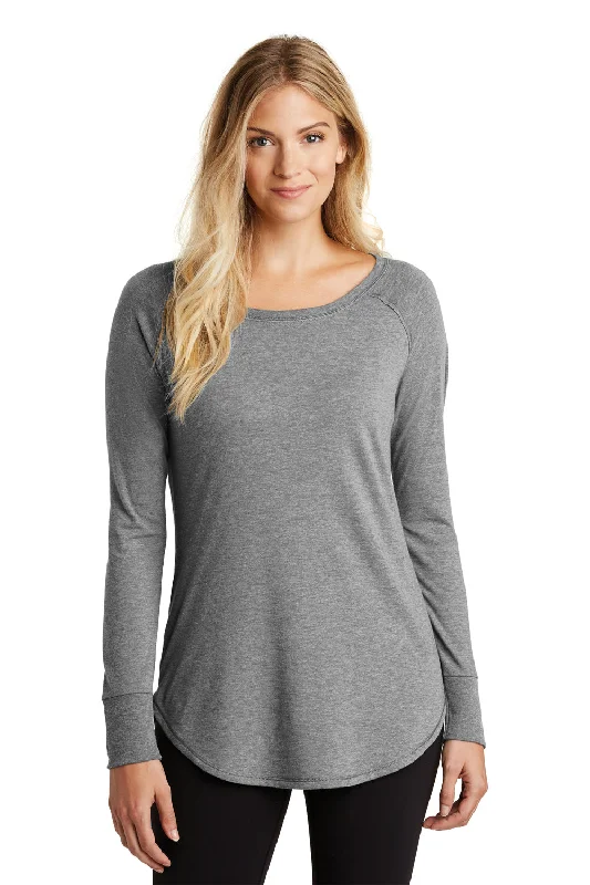 Beautiful Romance District Womens Perfect Tri Long Sleeve Crewneck T-Shirt - Grey Frost