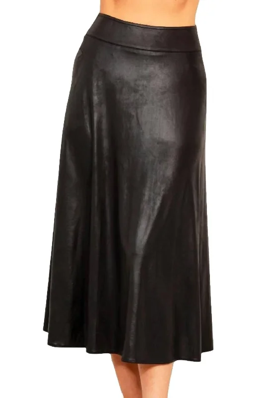 Street Vertical And Horizontal Design Vegan Leather Long Skirt In Black