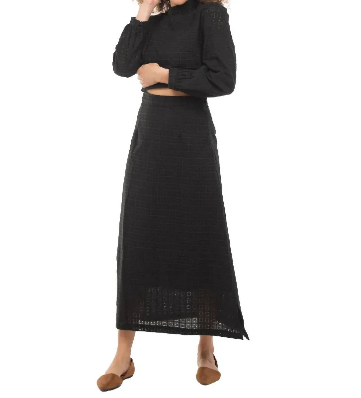 Dynamic Fashion Georgia Skirt In Black Eyelet