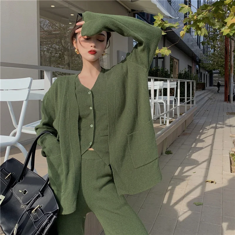 Sweet Short Skirt Style Luxury 3pcs Knitted Women Suits