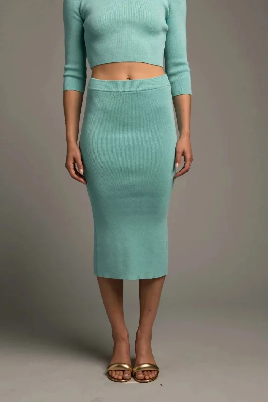 Street Graffiti Design Knit Pick Skirt In Aqua Shine