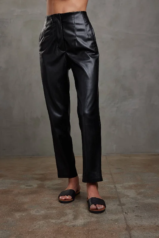 Sports outdoor style Keaton Pants In Black